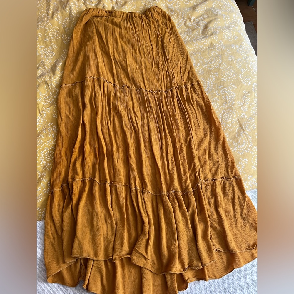zara yellow loose crepe skirt size xs